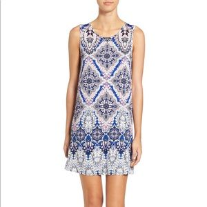 Way-in Sleeveless Shift Dress